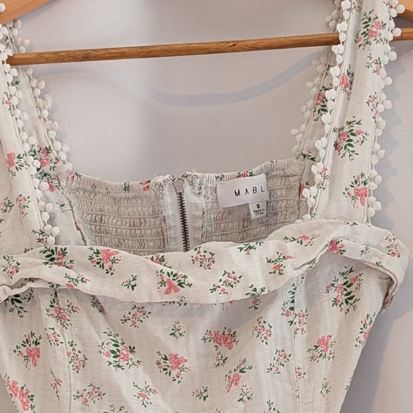 Mable Ruffled Cutout Dress - Picture 4 of 9